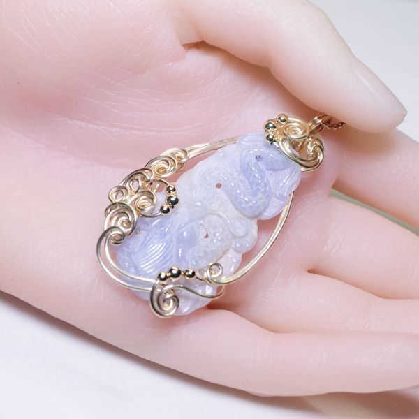 ラベンダー翡翠＜龍＞・ゴールドペンダント - ShopLapis